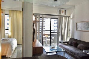 Basic Apartment | Interior