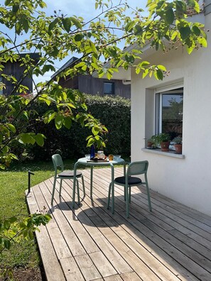 Outdoor dining - House 6 pers Seignosse village, enclosed garden, beaches 5 min (Seignosse)