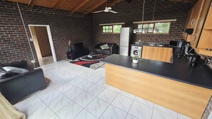 Apartamento, 1 habitación, accesible para personas con discapacidad, fumadores | Interior