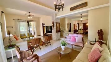 Villa | Living area | TV