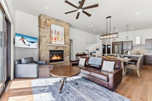 TV, fireplace - Summit County Gem |  Designer Kitchen + Great Views (Silverthorne)
