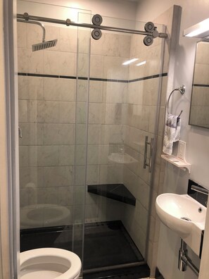 Shower, jetted bath, hair dryer, towels - 
Spacious 4-bedroom home in charming St. Augustine! Walk to Bridge of Lions  (St. Augustine)