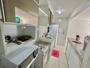 Basic Apartment | Private kitchen - Condominio Vivence (Fortaleza)