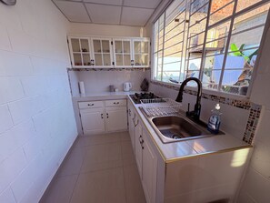 Private kitchen - Your home way from home (San Salvador)