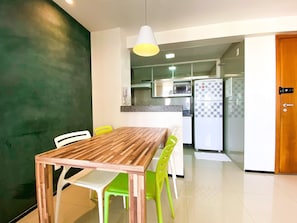 Basic Apartment | Dining - Condominio Zaragoza no Parque Del Sol (Fortaleza)