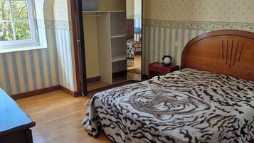 3 chambres, draps fournis