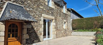 Country house 15 km from the sea