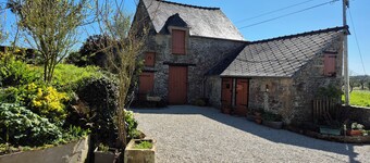 Country house 10 minutes from Saint-Jacut-de-la-mer