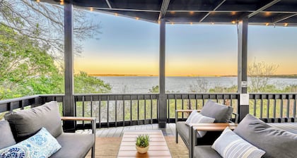 Panoramic Lake Whitney Views • Hot Tub • Game Room • Sleeps 20