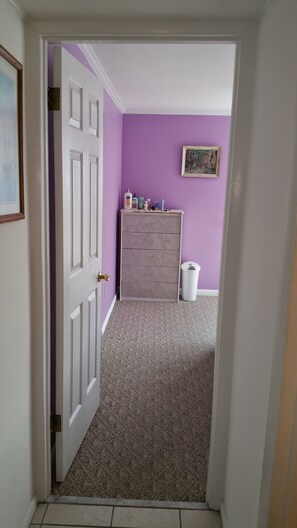 Interior - Cozy 2-bedroom condo in brilliant Ocean City with AC (Ocean City)