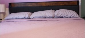 2 Schlafzimmer, Bügeleisen/Bügelbrett, WLAN, Bettwäsche