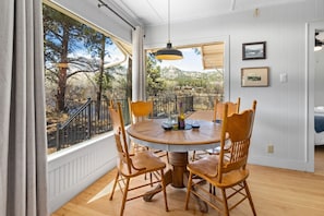 Dining - River Cabin, Hot Tub, AC (Estes Park)