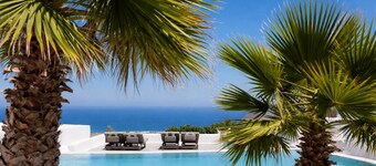 LOFT KAVES POOL AND BAR SUITES-ΣΠΗΛΑΙΩΔΗΣ ΠΑΡΑΔΟΣΙΑΚΗ ΚΑΤΟΙΚΙΑΣ ΜΕ ΘΕΑ ΤΟ ΑΙΓΑΙΟ
