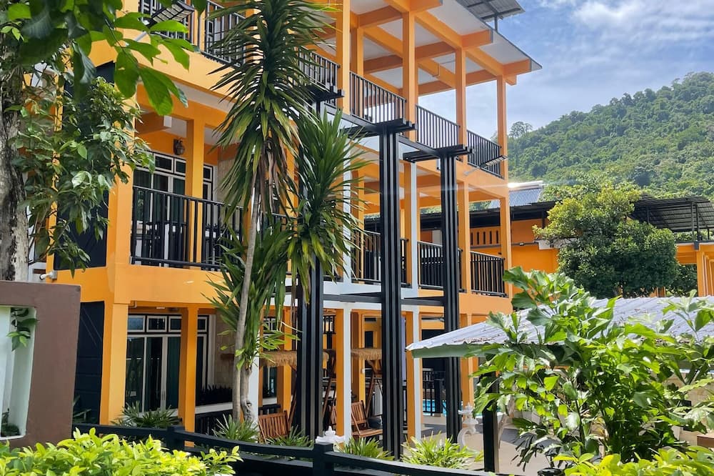 Sharila Beach Resort Perhentian