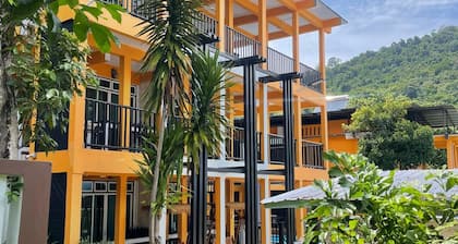 Sharila Beach Resort Perhentian
