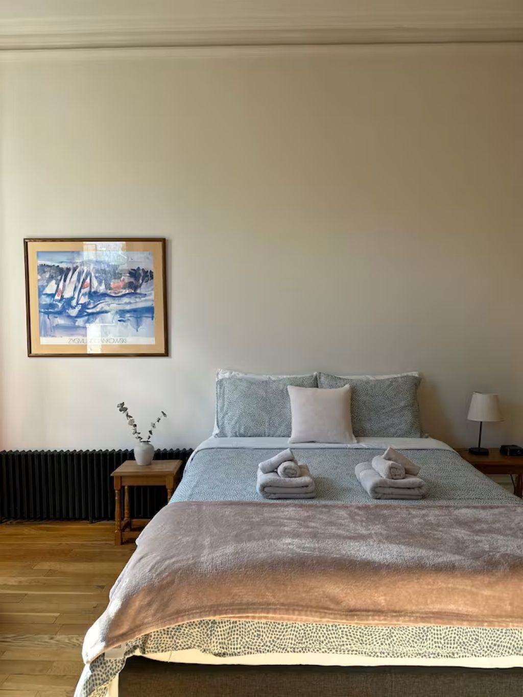 1 chambre, fer et planche à repasser, accès Internet, draps fournis