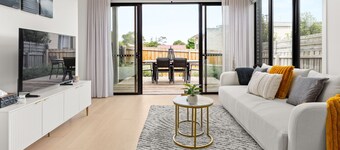 Fleetwood Atelier - Contemporary Townhouse