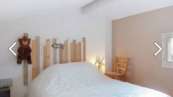 2 bedrooms