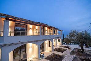 Exterior - Crystal Blue Hotel (Corfu)