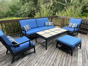 Terrace/patio - North Chatham Beachwalk -Spacious 6 bedroom walk to beach sprawling private yard (Chatham)