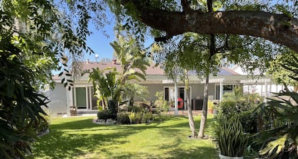 Modern Style Private Room with Adorable Backyard