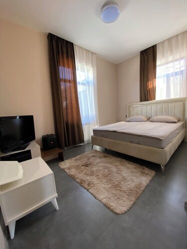 Lahic Premium Guesthouse