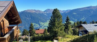 Zillertal Mountainbase 1800 in the middle of the Kaltenbach ski and hiking area