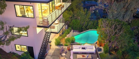 House (3 Bedrooms) | Front of property