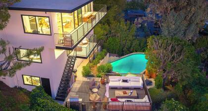 Mulholland Vista Estate by Avantstay Luxury Hillside Escape + Pool + Hot Tub + Outdoor Lounge Mulholland Drive + Near Beverly Hills + Hollywood