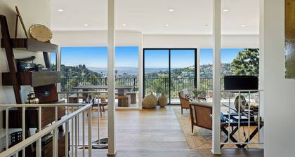 Mulholland Vista Estate by Avantstay Luxury Hillside Escape + Pool + Hot Tub + Outdoor Lounge Mulholland Drive + Near Beverly Hills + Hollywood