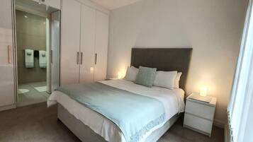 2 bedrooms