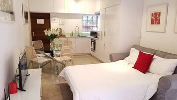 Condo, 1 Bedroom, Balcony | 2 bedrooms