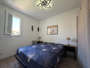 Room - Mazet T3 air-conditioned swimming pool (La Londe-les-Maures)