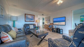 Apartment (3 Bedrooms) | Interior - Serenity by the Sea 2-min Walk to Beach + Boardwalk + Golf Cart Zone 2 Pools + Basketball Access (Port Aransas)