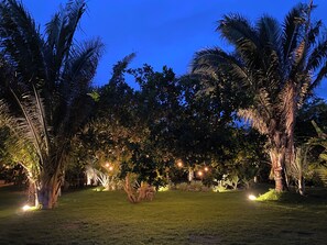 Property grounds - Luxury retreat in São Luís with lake, sports courts and lush nature. (São José de Ribamar)