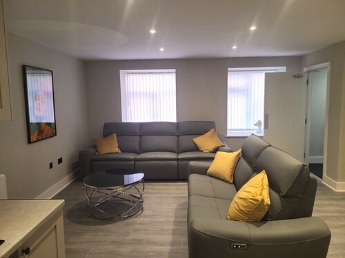 Cosy Private Ensuite Room in Central Blackburn