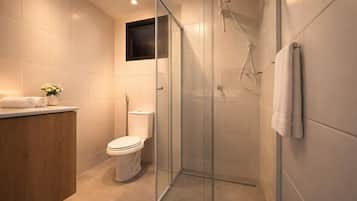 Basic Apartment | Bathroom