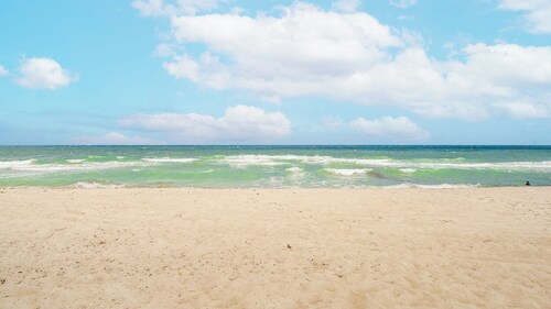 Pompano Beach | Island Vibe Retreat | Pool + Beach | 2BR