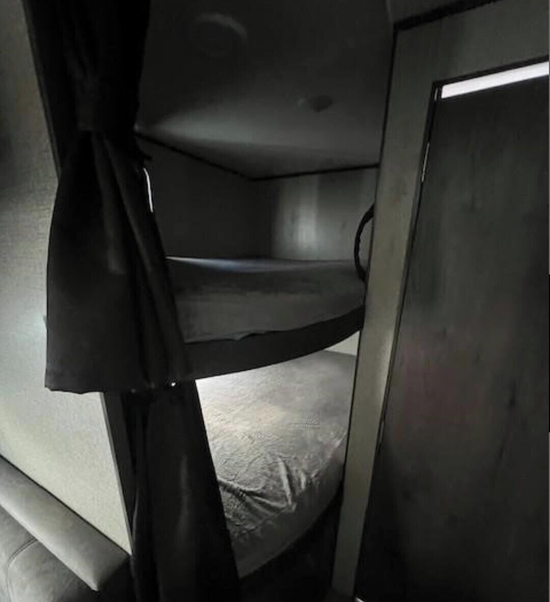 2 chambres, accès à Internet