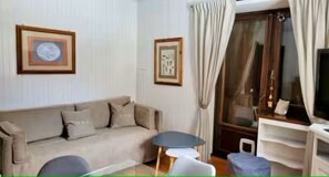 Living area - View Mont Blanc | Parking | 0.6km from Center (Courmayeur)