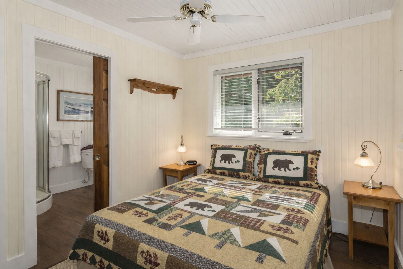 4 bedrooms, free WiFi, bed sheets