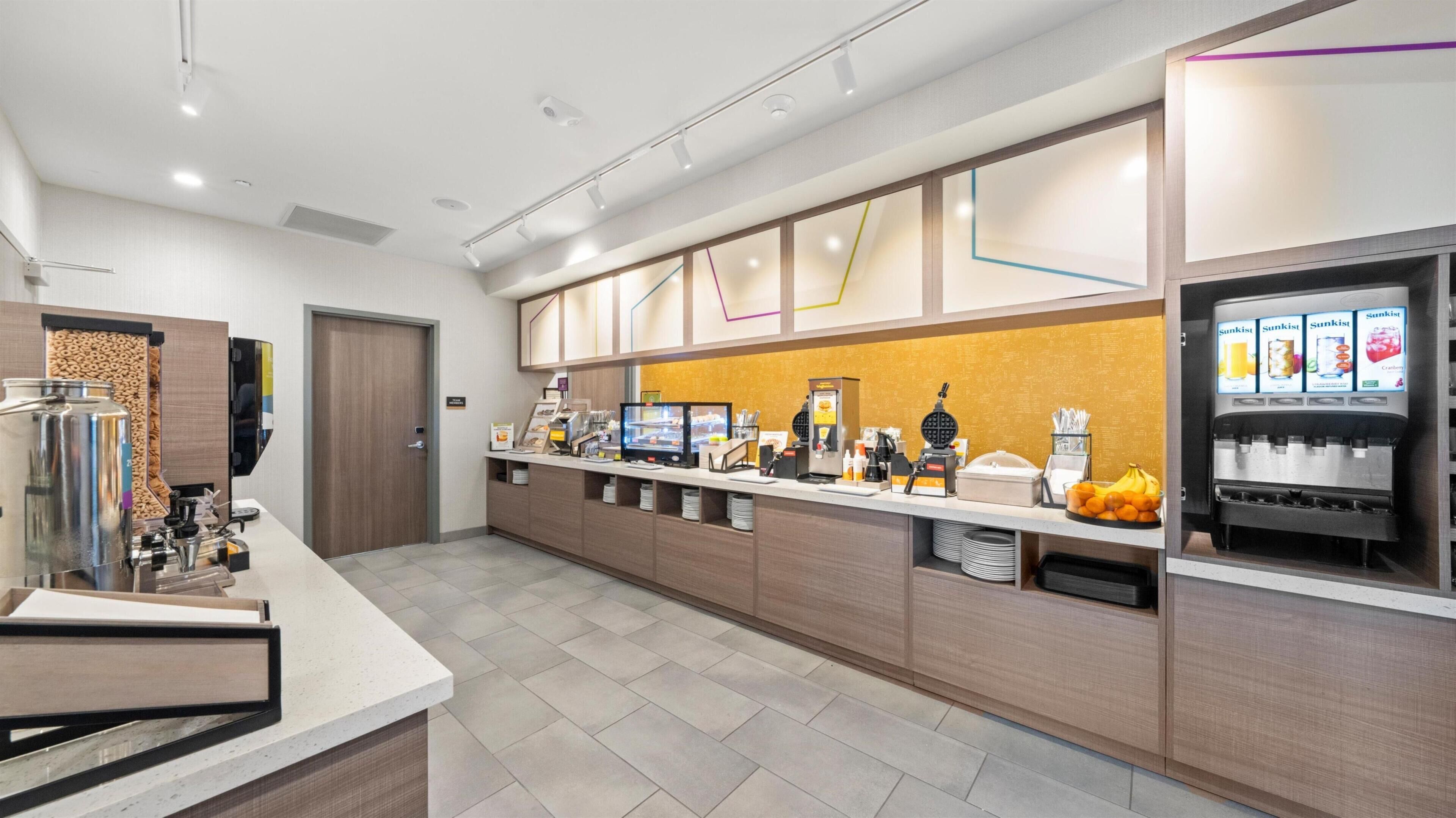 Free daily buffet breakfast