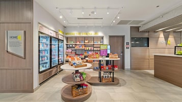 Snack bar