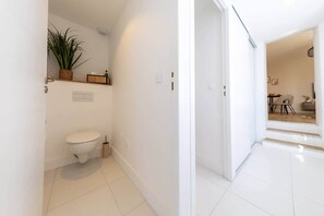 Interior - To complete (La Rochelle)