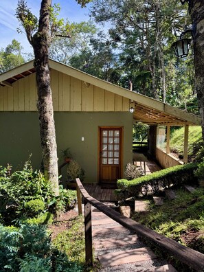 Property grounds - Chalet in the Woods with Fireplace in Campos do Jordão – Ideal for up to 4 people (Campos do Jordão)