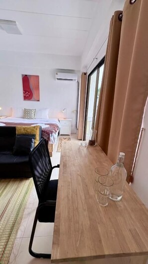 Deluxe Double Room, Balcony | In-room safe, free WiFi - Holiday House Kata & Karon Phuket (Karon)