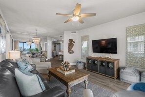 Smart-TV, DVD-Player
