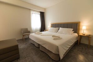 1 bedroom, iron/ironing board, Internet, bed sheets - 1st Floor | One-Bedroom | Old Town | Parking & AC (Funchal)