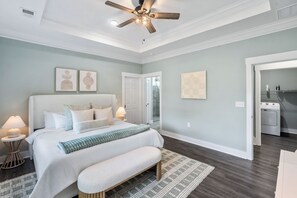 4 bedrooms, iron/ironing board, free WiFi, bed sheets - Coastal Retreat~Ocean Isle Beach. Relax by Fire Pit, with beautiful Pond View. (Ocean Isle Beach)