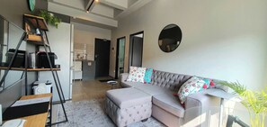Căn hộ, 1 phòng ngủ | Phòng khách